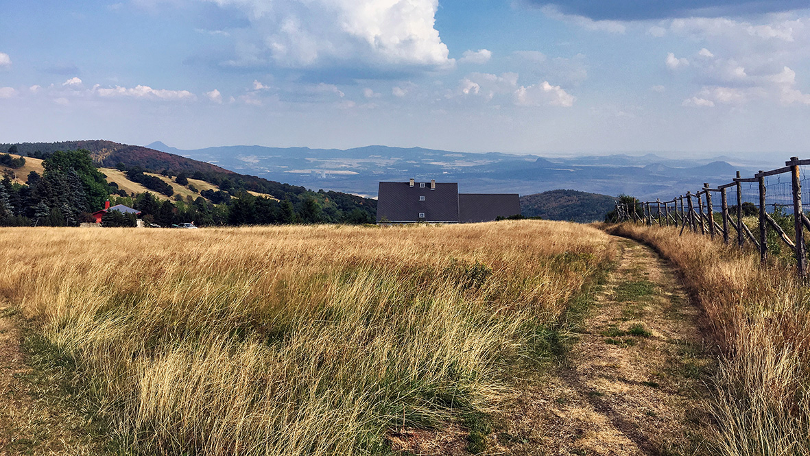 Hiking in the Bohemian part of the Ore Mountains. Photo: Chris Bergau