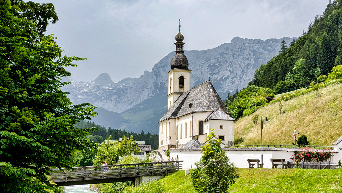 A classic in the Alps, the church of Ramsau. Photo: Chris Bergau